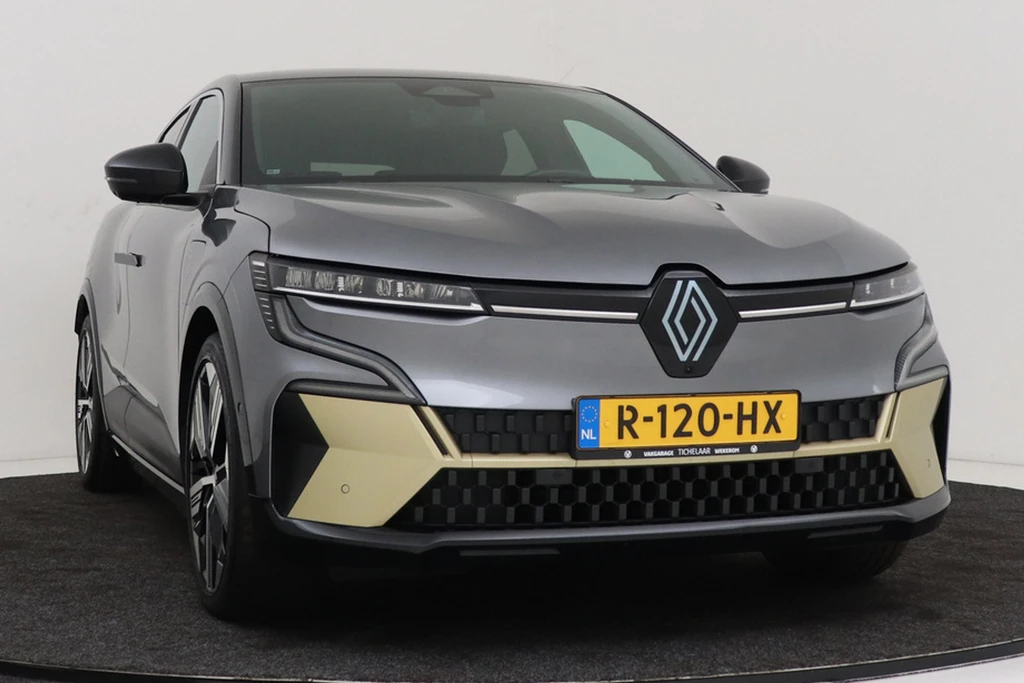 Renault Megane E-Tech – foto 11