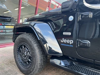 Jeep Wrangler – thumbnail 11