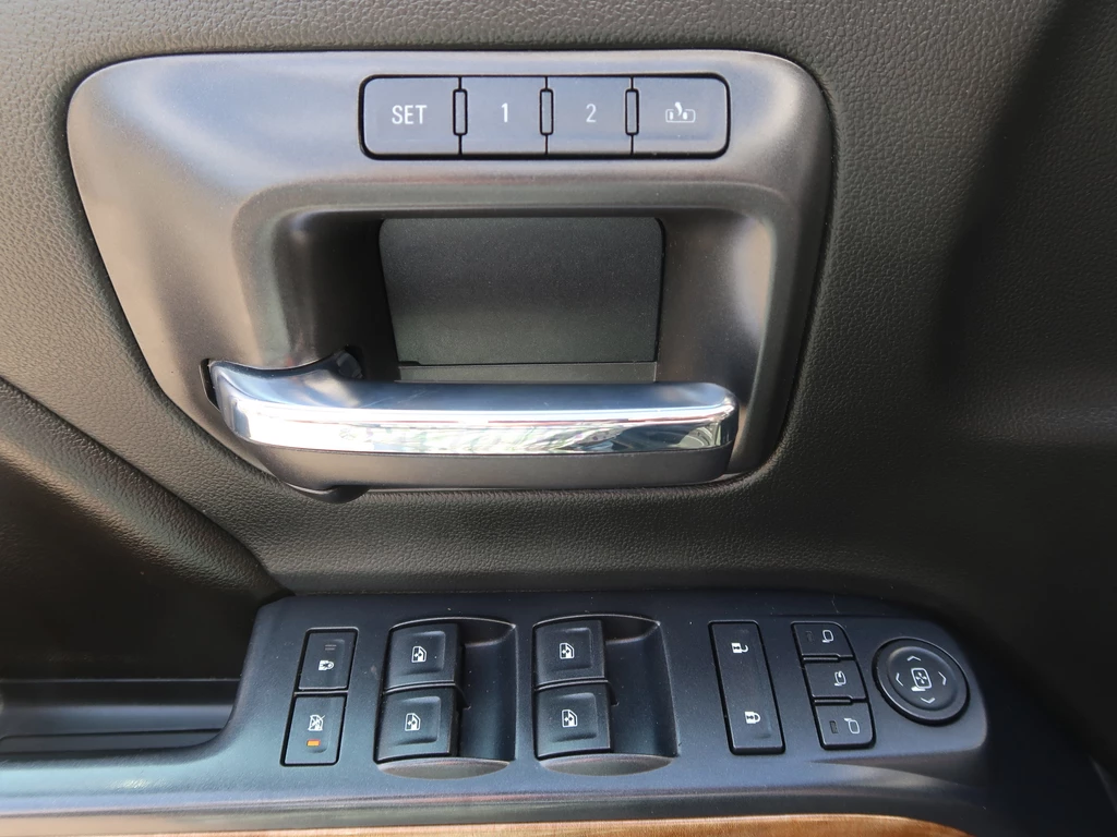 Chevrolet Silverado – foto 18