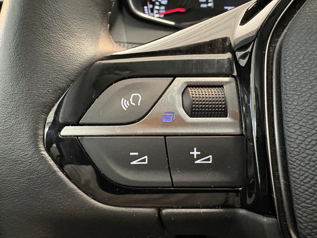 Peugeot 208 – foto 15