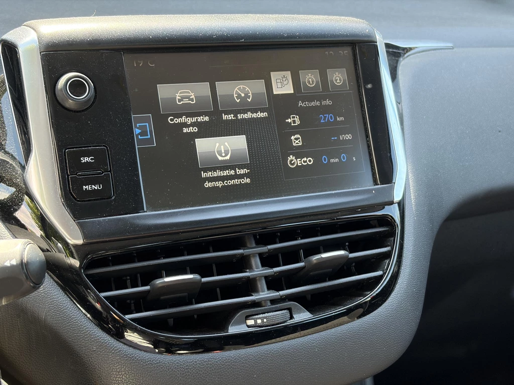 Peugeot 208 – foto 18