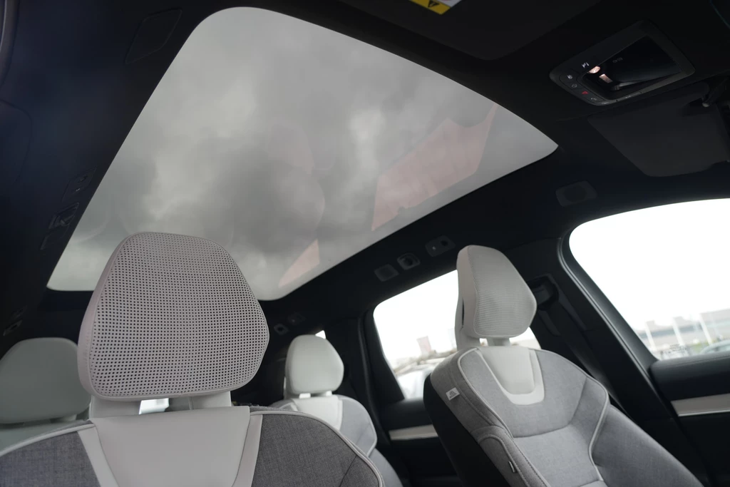 Volvo EX90 – foto 13