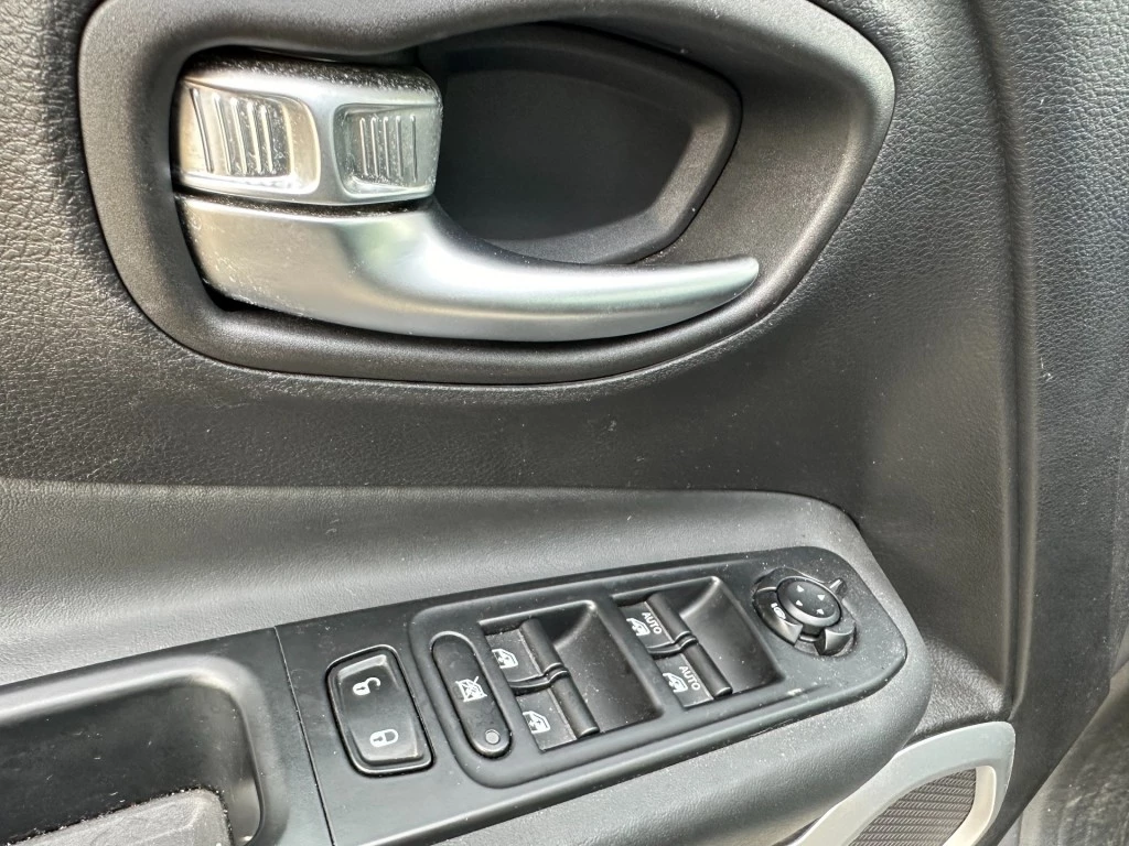 Jeep Renegade – foto 11