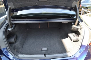 BMW i5 – thumbnail 7