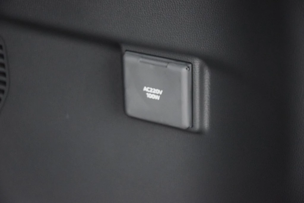 Toyota Land Cruiser – foto 11