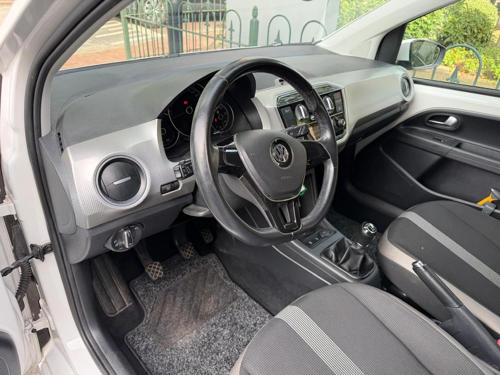 Volkswagen up! – foto 20