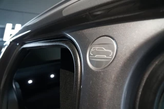 Land Rover Discovery – thumbnail 41