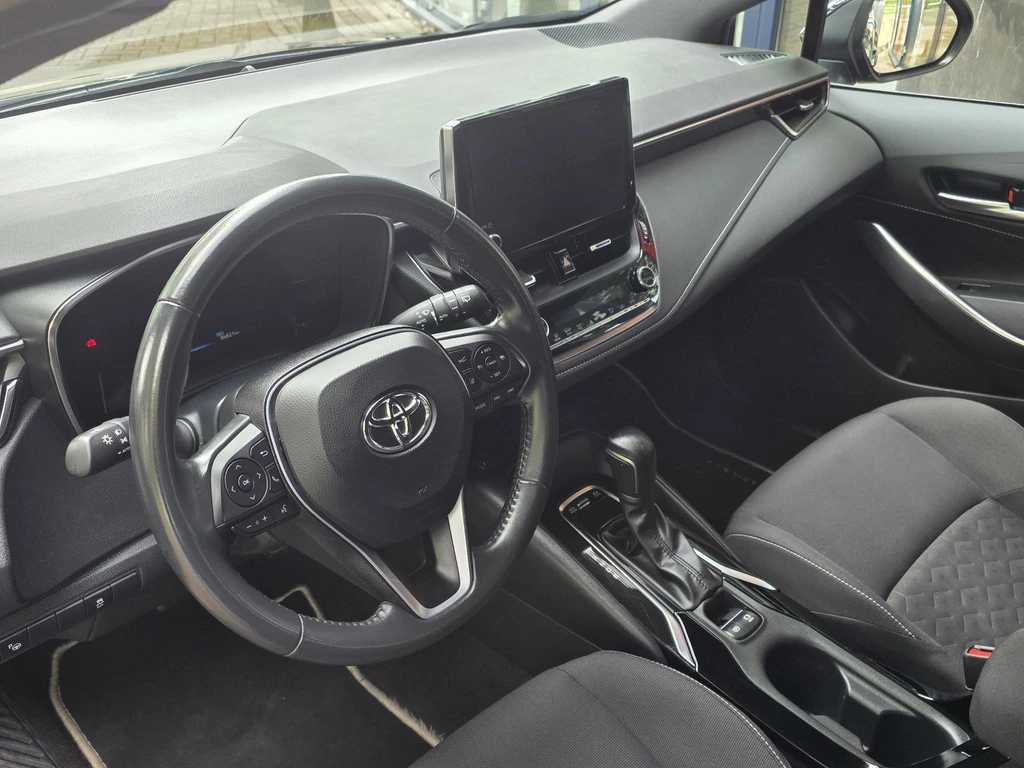 Toyota Corolla Touring Sports – foto 11
