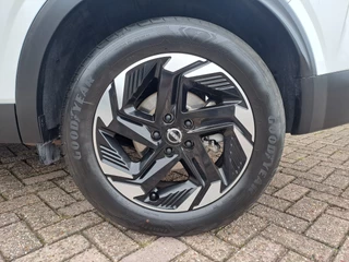 Nissan QASHQAI – thumbnail 11