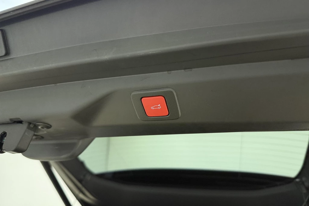 Peugeot e-3008 – foto 15