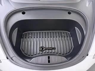 Tesla Model 3 – thumbnail 29