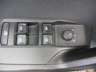 SEAT Leon – thumbnail 14