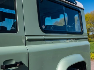 Land Rover Defender – thumbnail 39