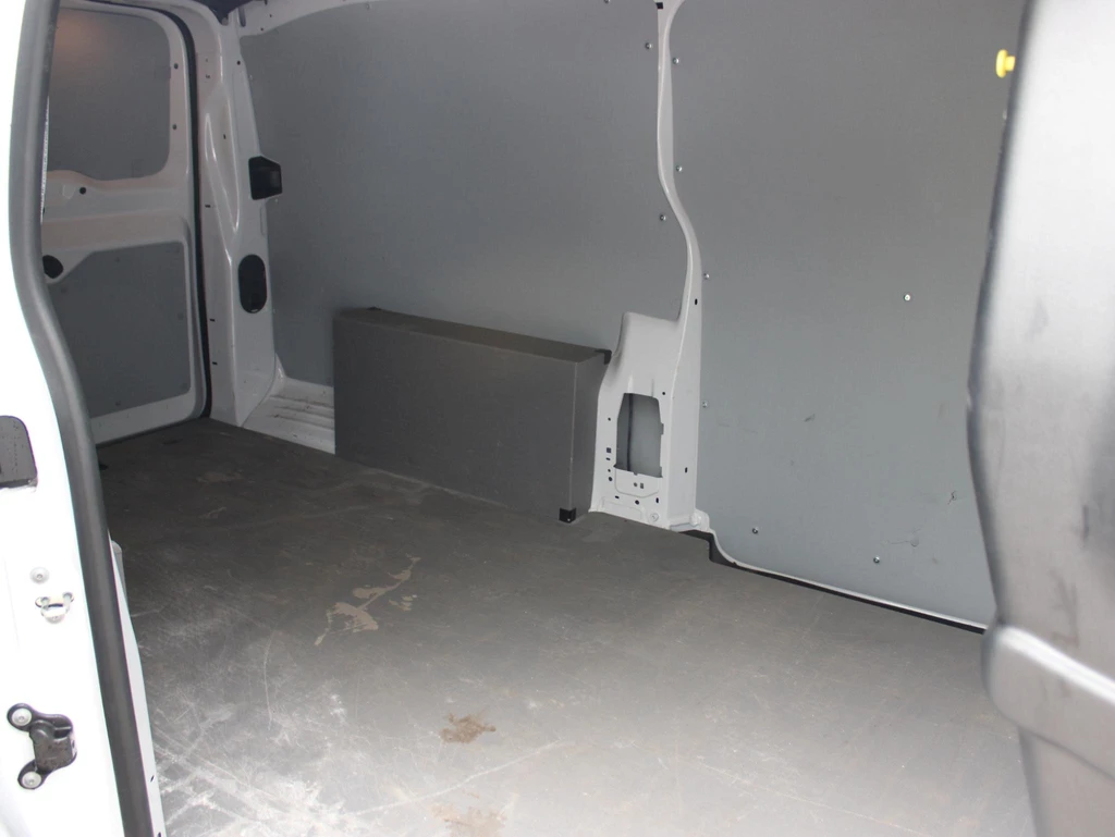 Peugeot e-Expert – foto 12
