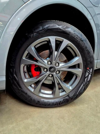 Ford Kuga – thumbnail 17