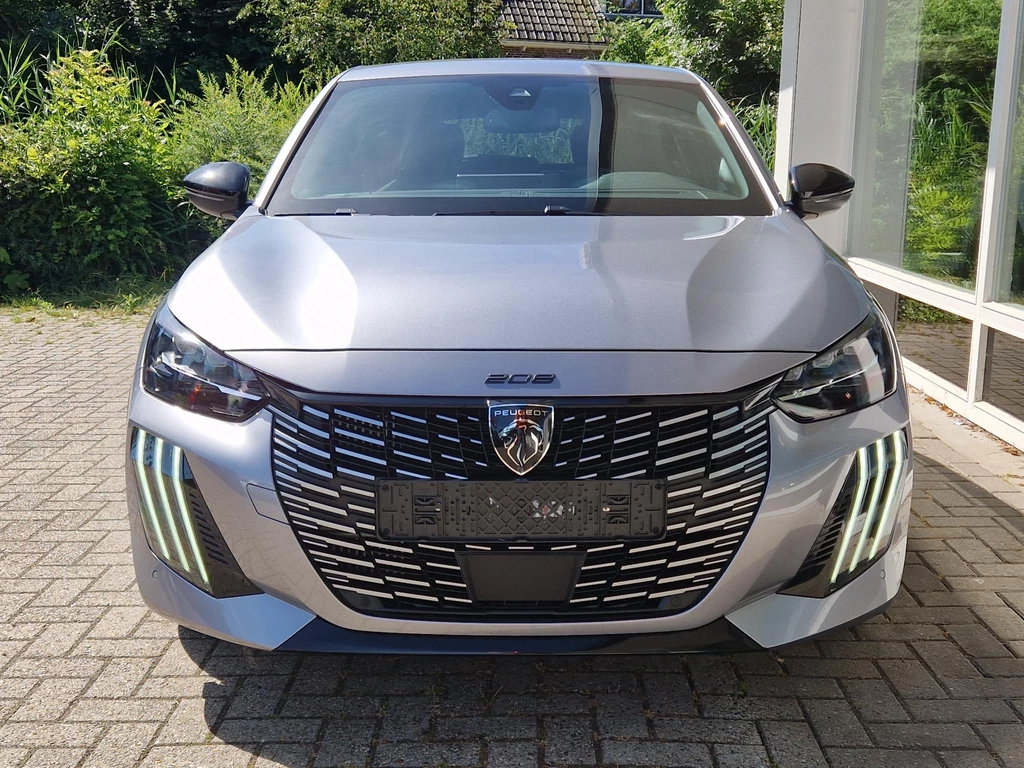 Peugeot 208 – foto 8