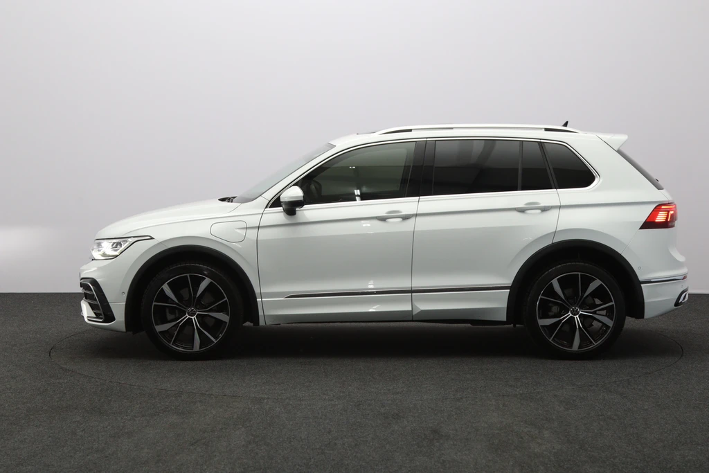 Volkswagen Tiguan – foto 2