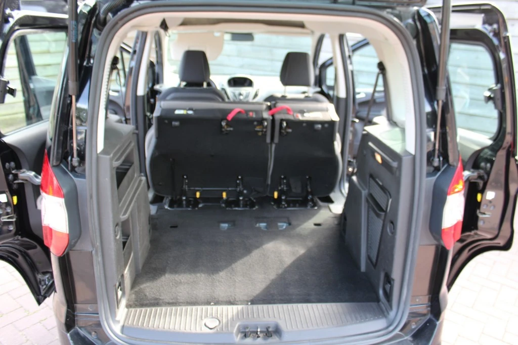 Ford Tourneo Courier – foto 14