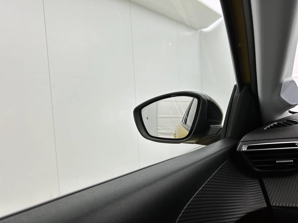 Peugeot 208 – foto 18