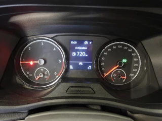 Volkswagen Transporter – thumbnail 25