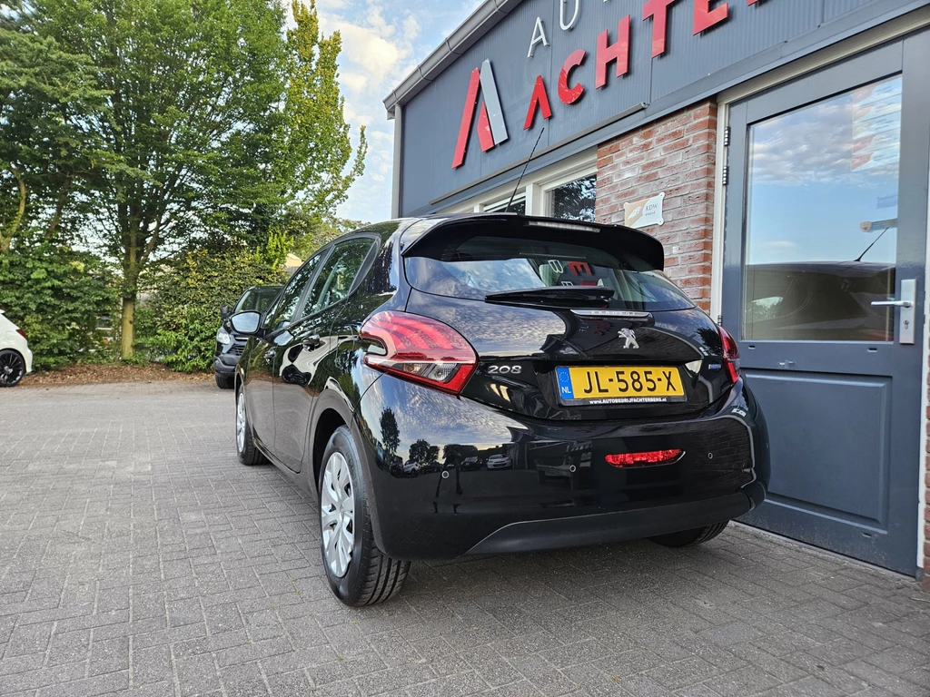 Peugeot 208 – foto 3