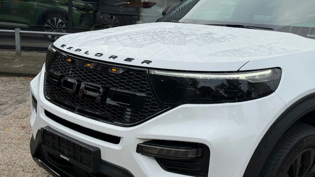 Ford Explorer – foto 29