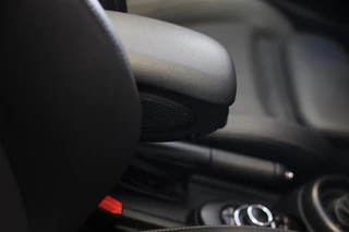 MINI Cooper Cabrio – thumbnail 30