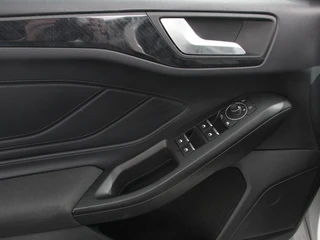 Ford Focus – thumbnail 17