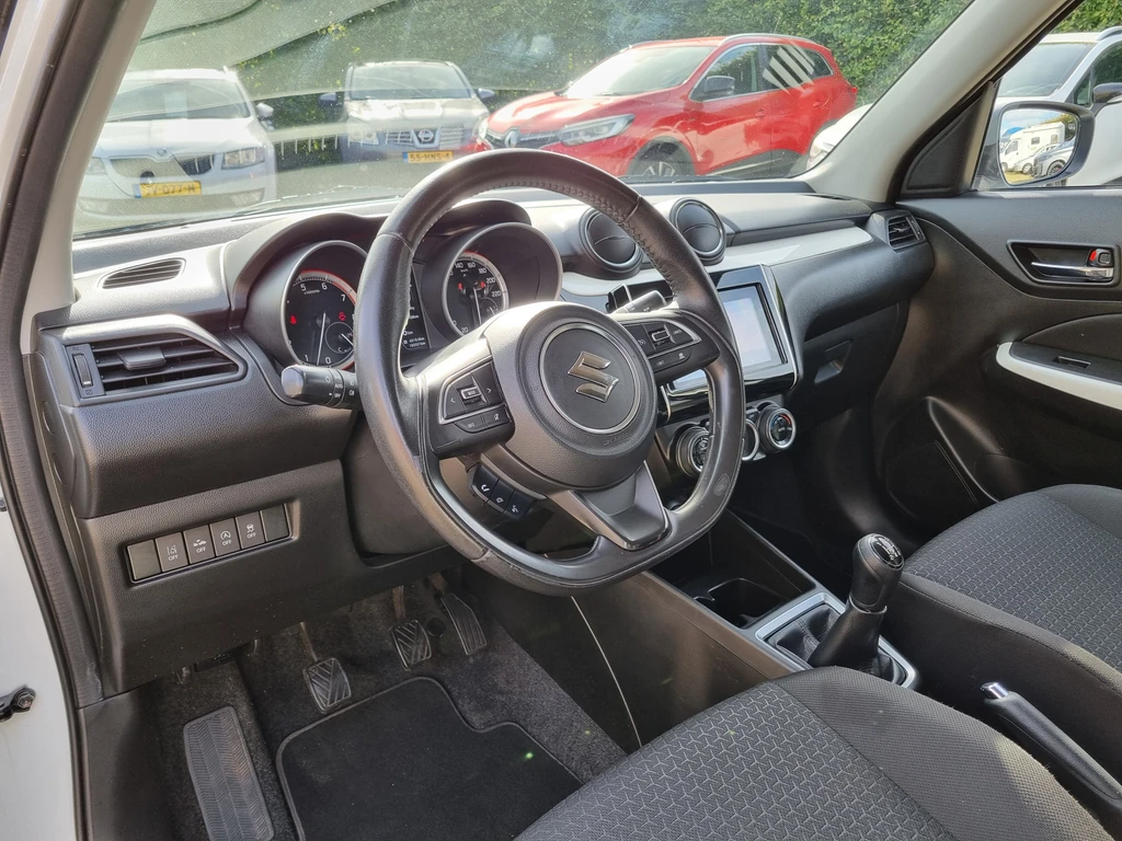Suzuki Swift – foto 23