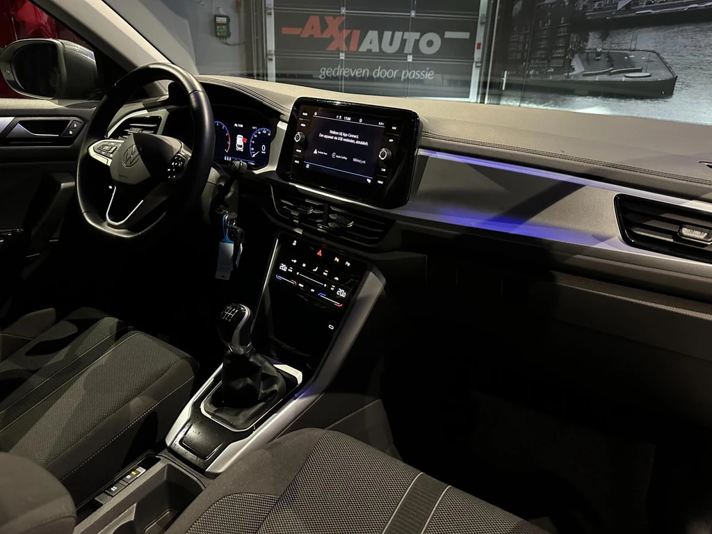 Volkswagen T-Roc – foto 17