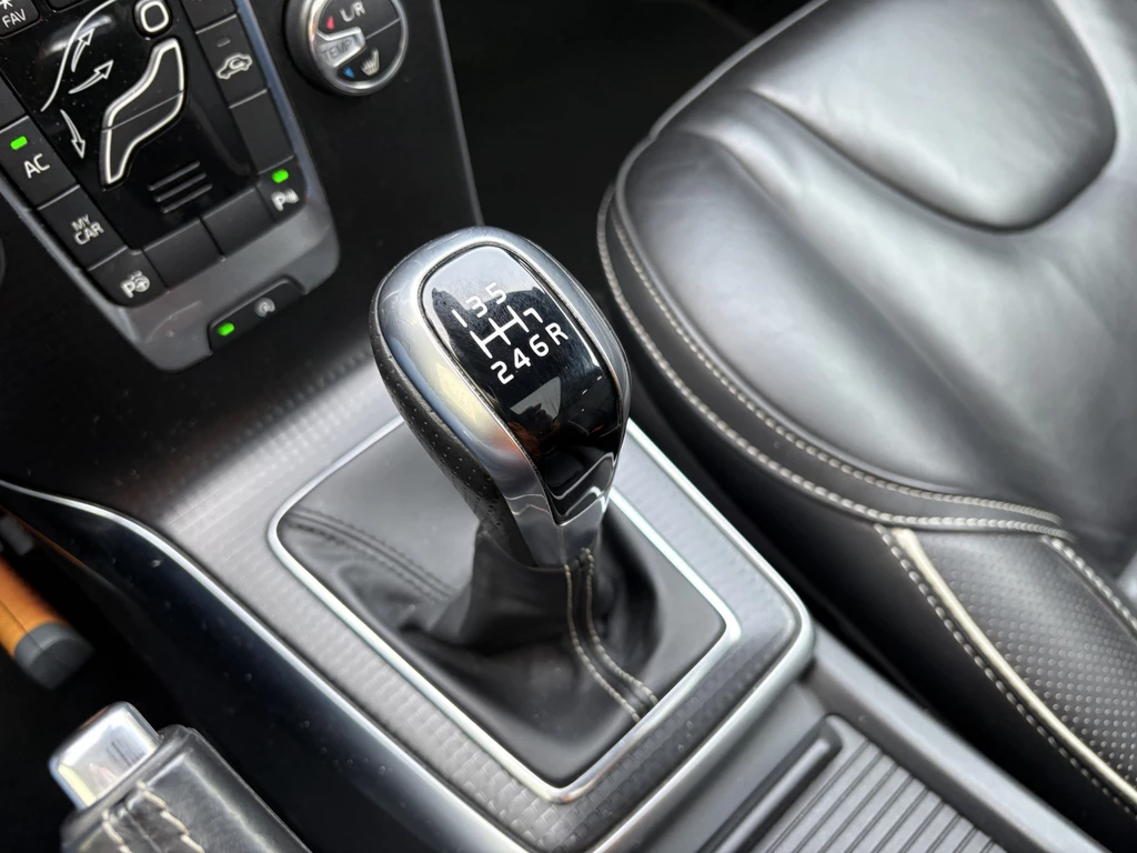 Volvo V40 – foto 15