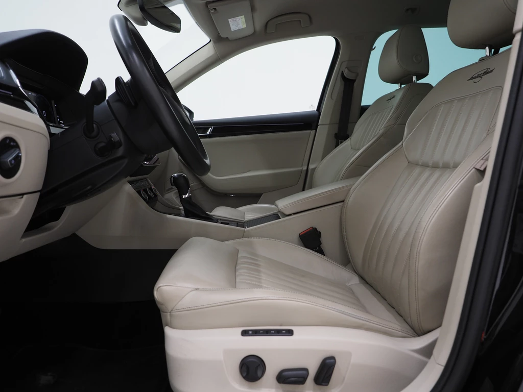 Škoda Superb – foto 16