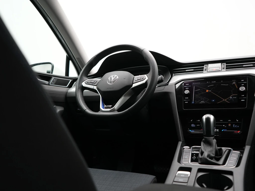 Volkswagen Passat – foto 18