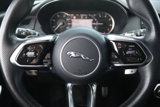 Jaguar E-PACE – thumbnail 37