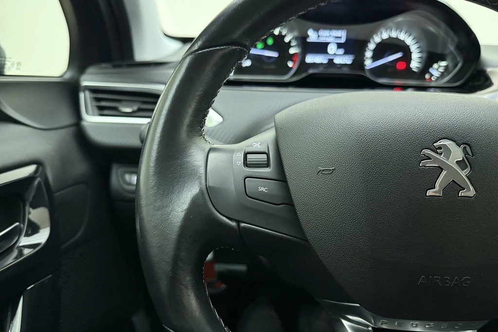 Peugeot 208 – foto 18