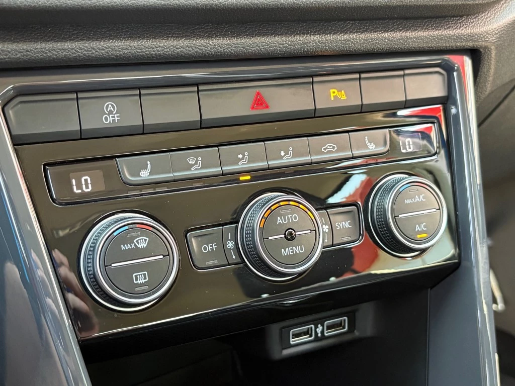 Volkswagen T-Roc – foto 12
