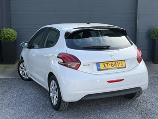 Peugeot 208 – thumbnail 2