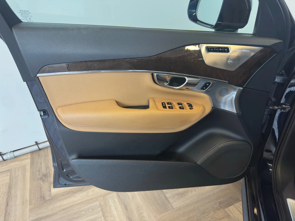 Volvo XC90 – foto 19