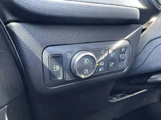 Ford Kuga – thumbnail 22