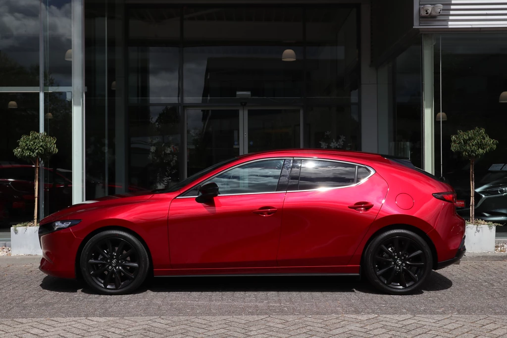 Mazda 3 – foto 2