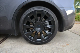 Tesla Model Y – thumbnail 35