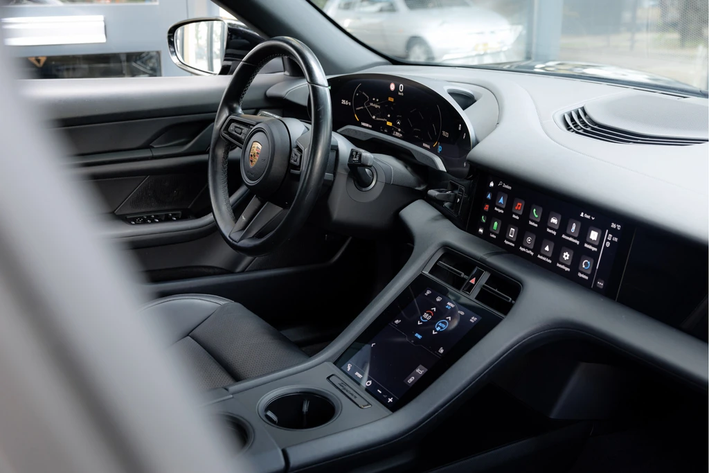 Porsche Taycan – foto 11