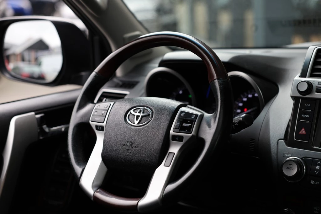 Toyota Land Cruiser – foto 14
