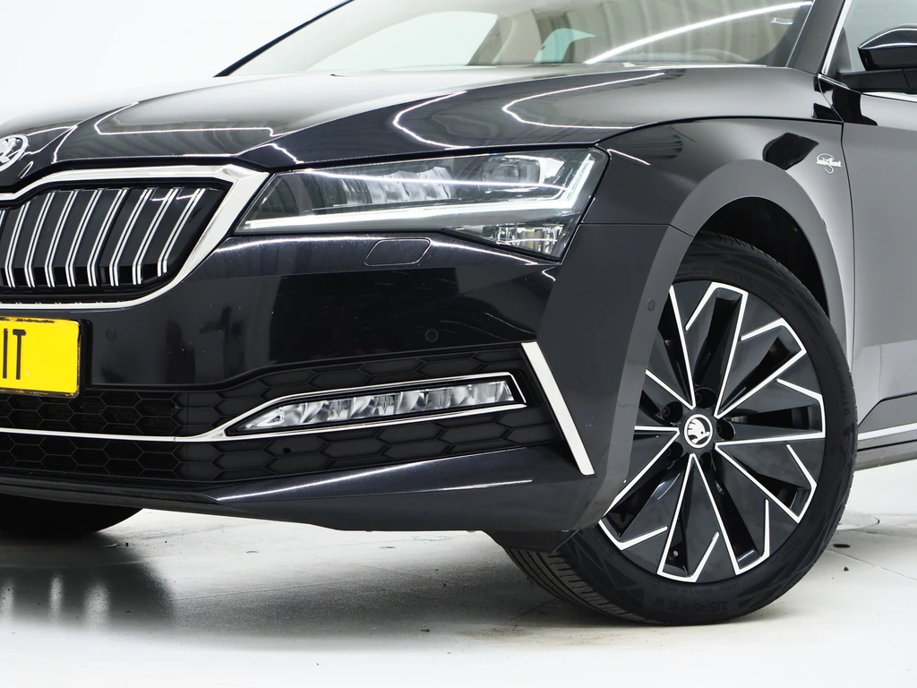 Škoda Superb – foto 11