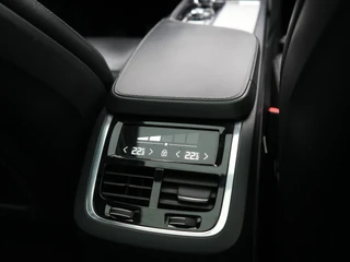 Volvo XC90 – thumbnail 32