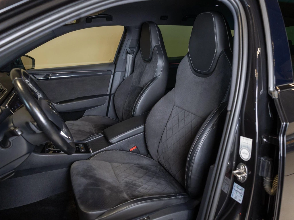 Škoda Superb – foto 9
