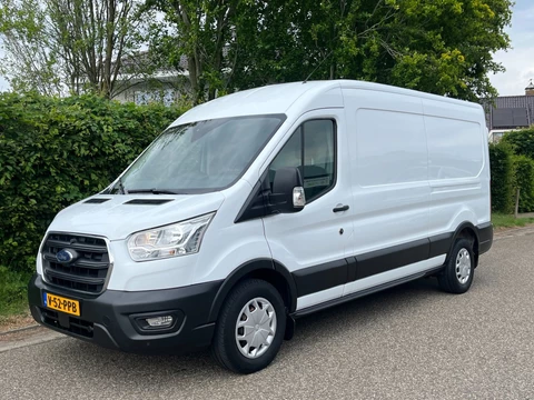 Ford Transit L3H2 130pk Trend | Airco | Cruise | Parkeersensoren | Trekhaak 2800KG