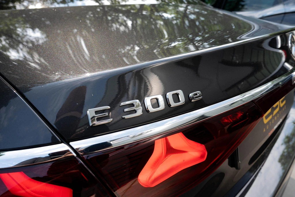 Mercedes-Benz E-Klasse – foto 27