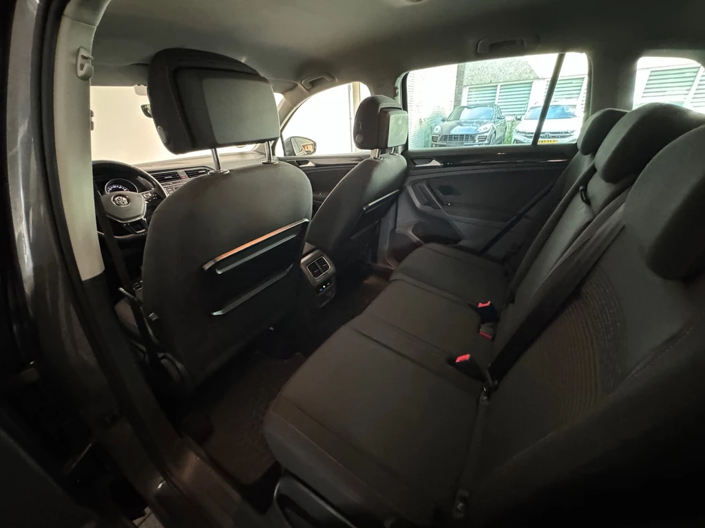 Volkswagen Tiguan – foto 18