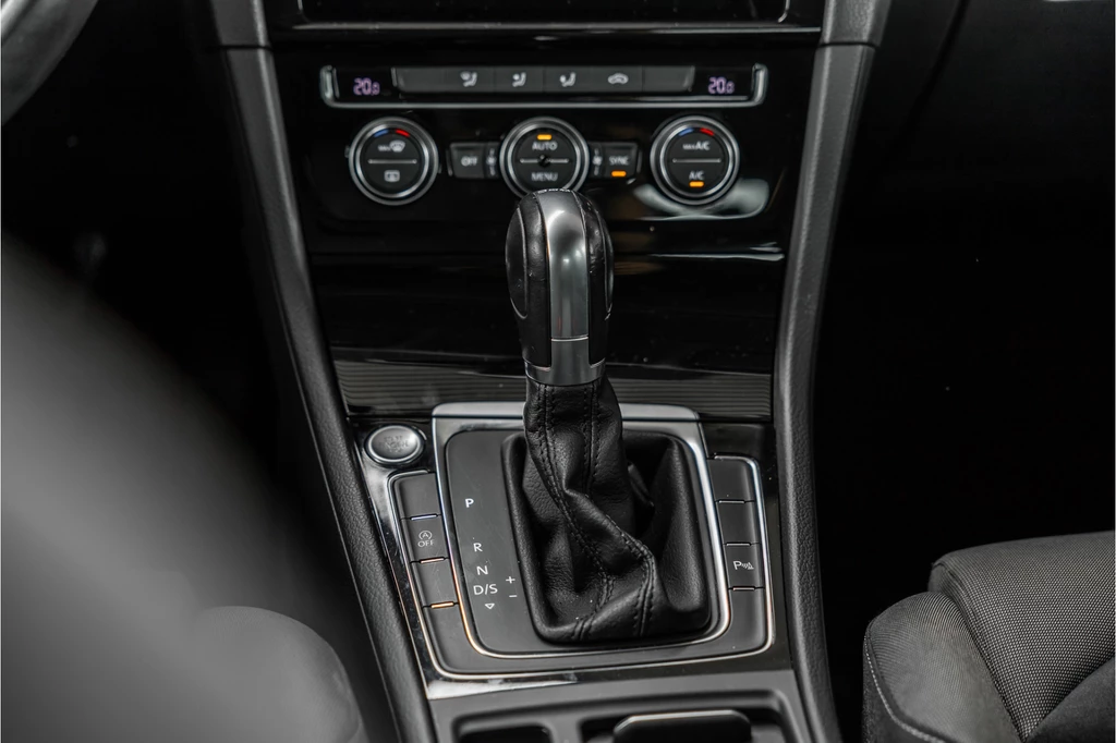 Volkswagen Golf – foto 18